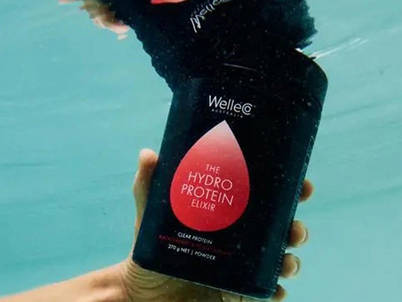The HydroProtein Elixir de WelleCo con proteína vegetal y electrolitos